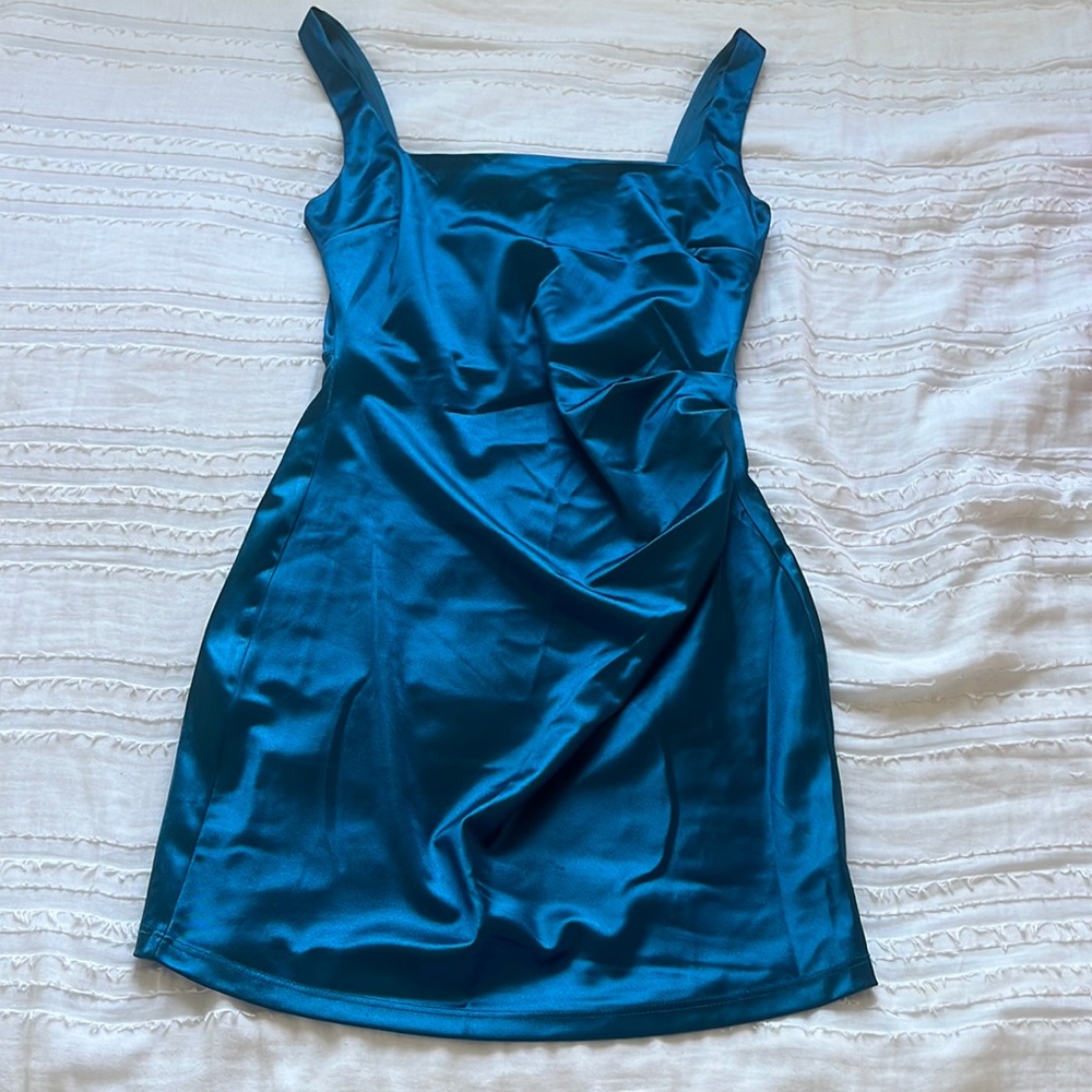 NWT WINDSOR SILK BLUE DRESS